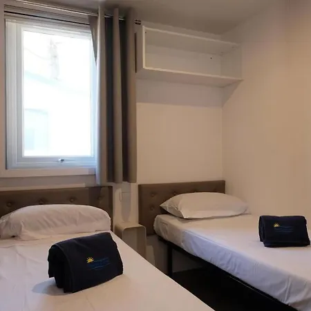 1-bedroom *